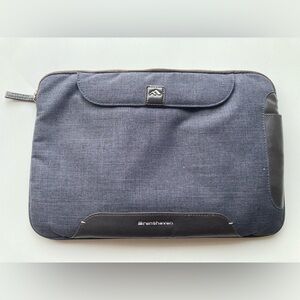 Brenthaven Denim Padded Laptop/ Tablet/ iPad Sleeve